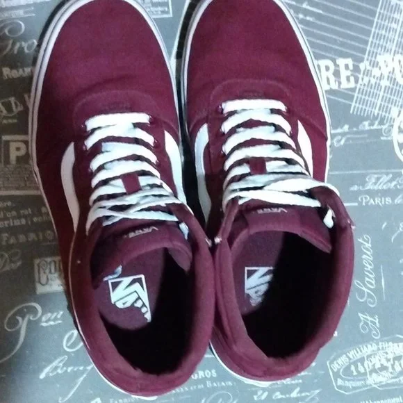 Women's Vans Sneakers - Picture 5 of 6